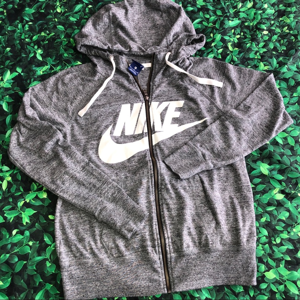 Nike hoodie | medium | women’s | zip up | jacket